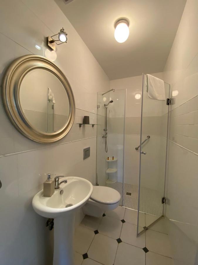 Krzysin Hotel Podkowa Lesna Ngoại thất bức ảnh