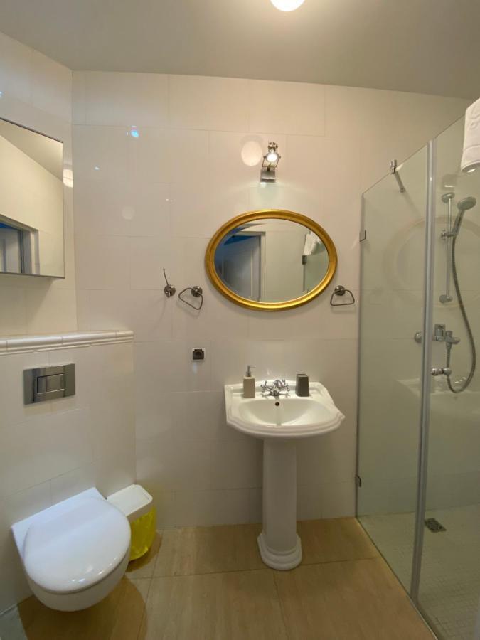 Krzysin Hotel Podkowa Lesna Ngoại thất bức ảnh